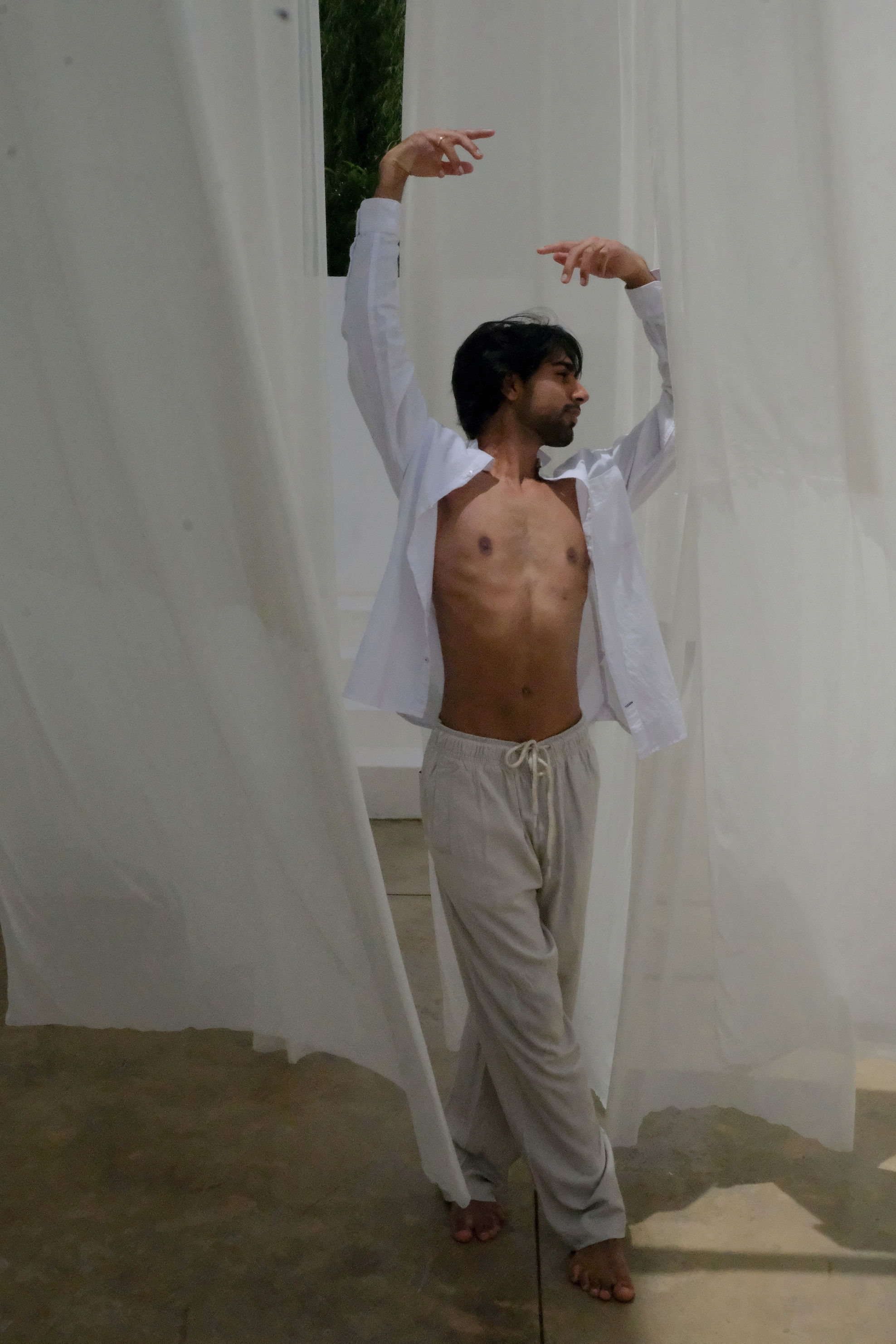 Momo editorial portrait 1000114517.jpg