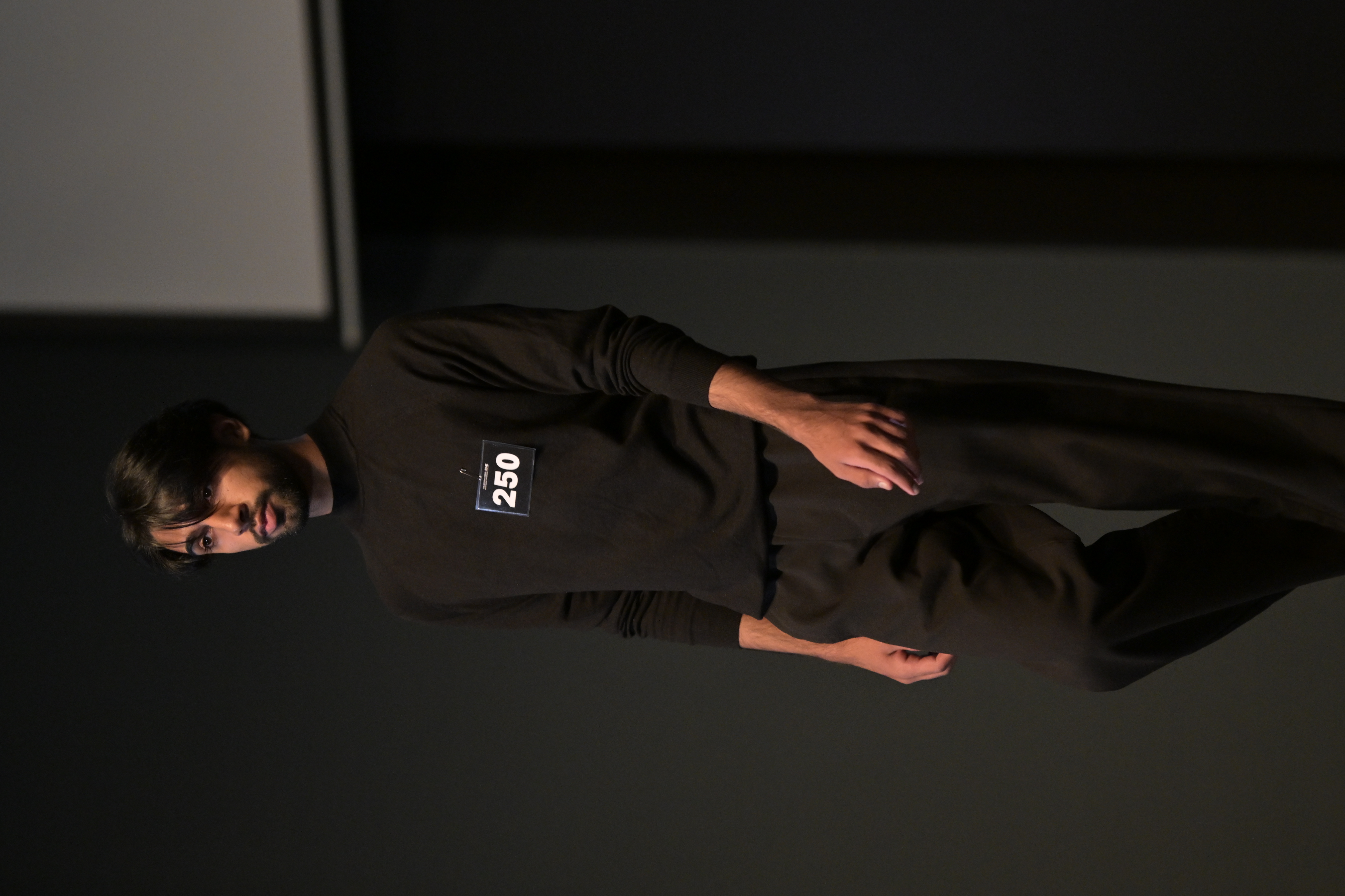 Momo editorial portrait 1000141846.jpg