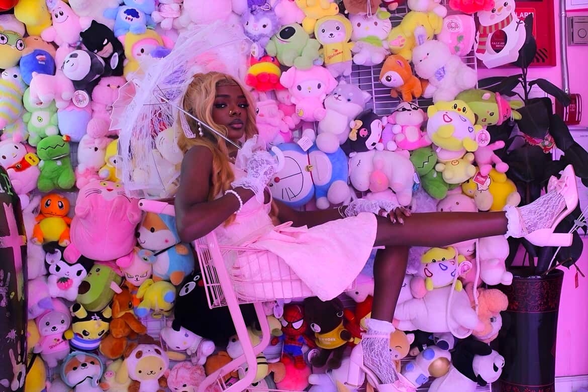 Nia editorial image 5